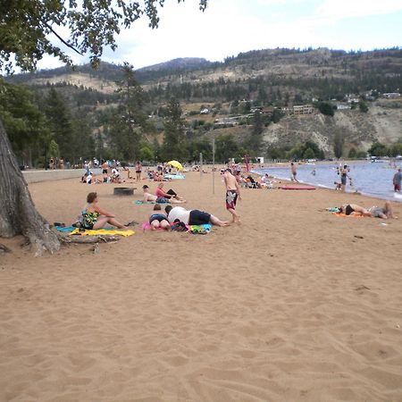 Holiday House Motel Penticton Buitenkant foto